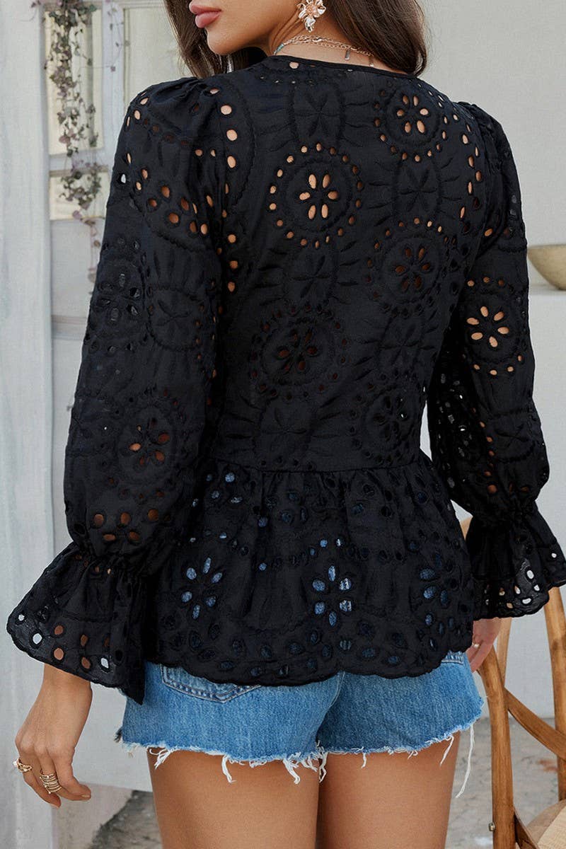 CWTBLL3595_LOOSE TIE SOLID COLOR HOLLOW TOP SHIRT