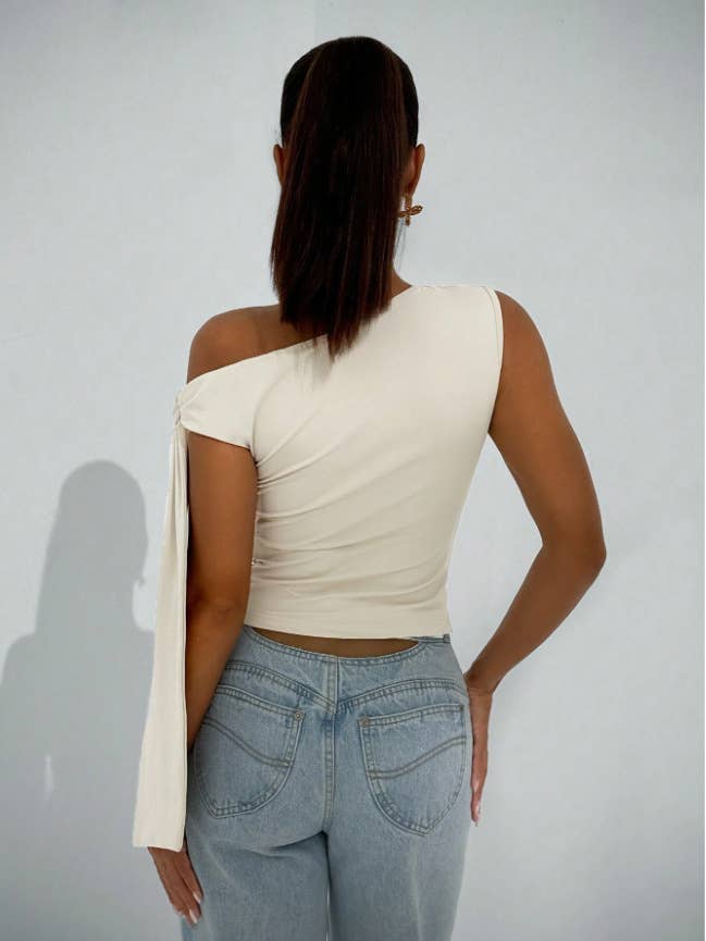 Body-hugging, ribbon-tied, diagonal tie,top