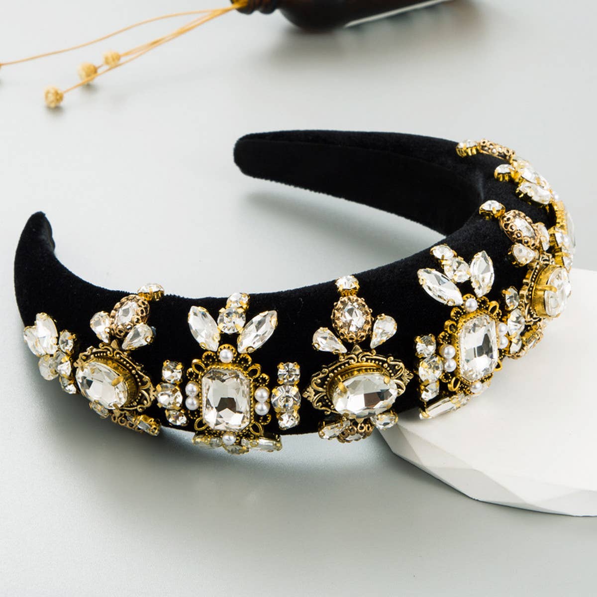 NEW GLASS DIAMOND HIGH HEAD SPONGE HEADBAND