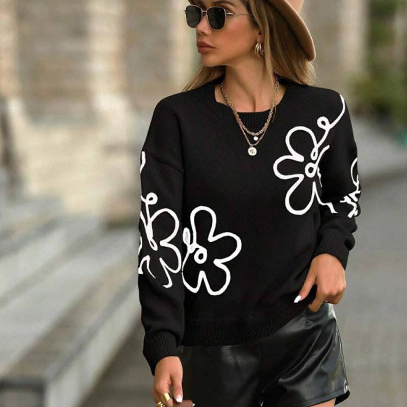 Flower-patterned round-neck knitted sweater