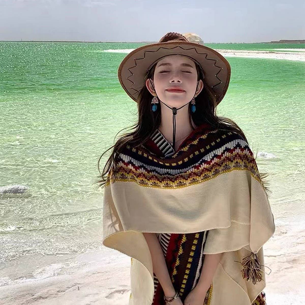 CWASC1796_BOHEMIAN FRINGE CAPE KNITTED ETHNIC STYLE SHAWL