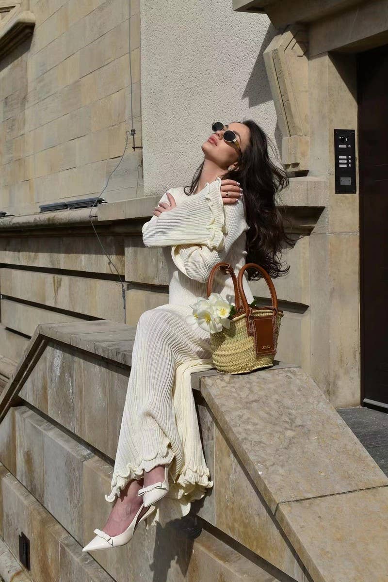 CWDMD4140_PLEATED WAVY EDGE OPEN BACK LONG SLEEVE DRESS