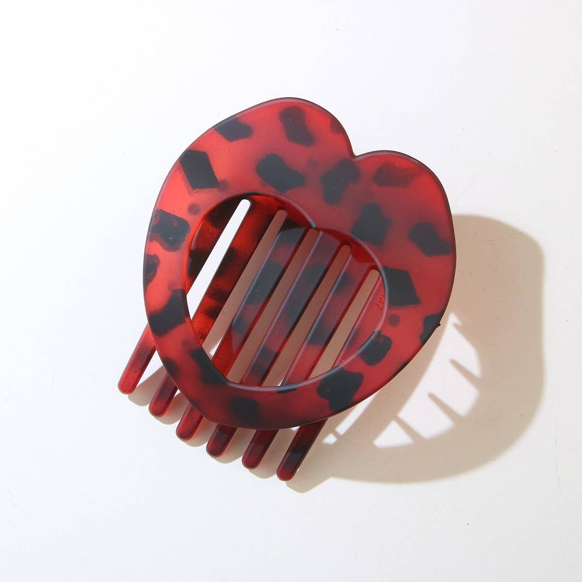 CWAHA07407_HOLLOW HEART NO-CREASE DUCKBILL HAIR CLIP