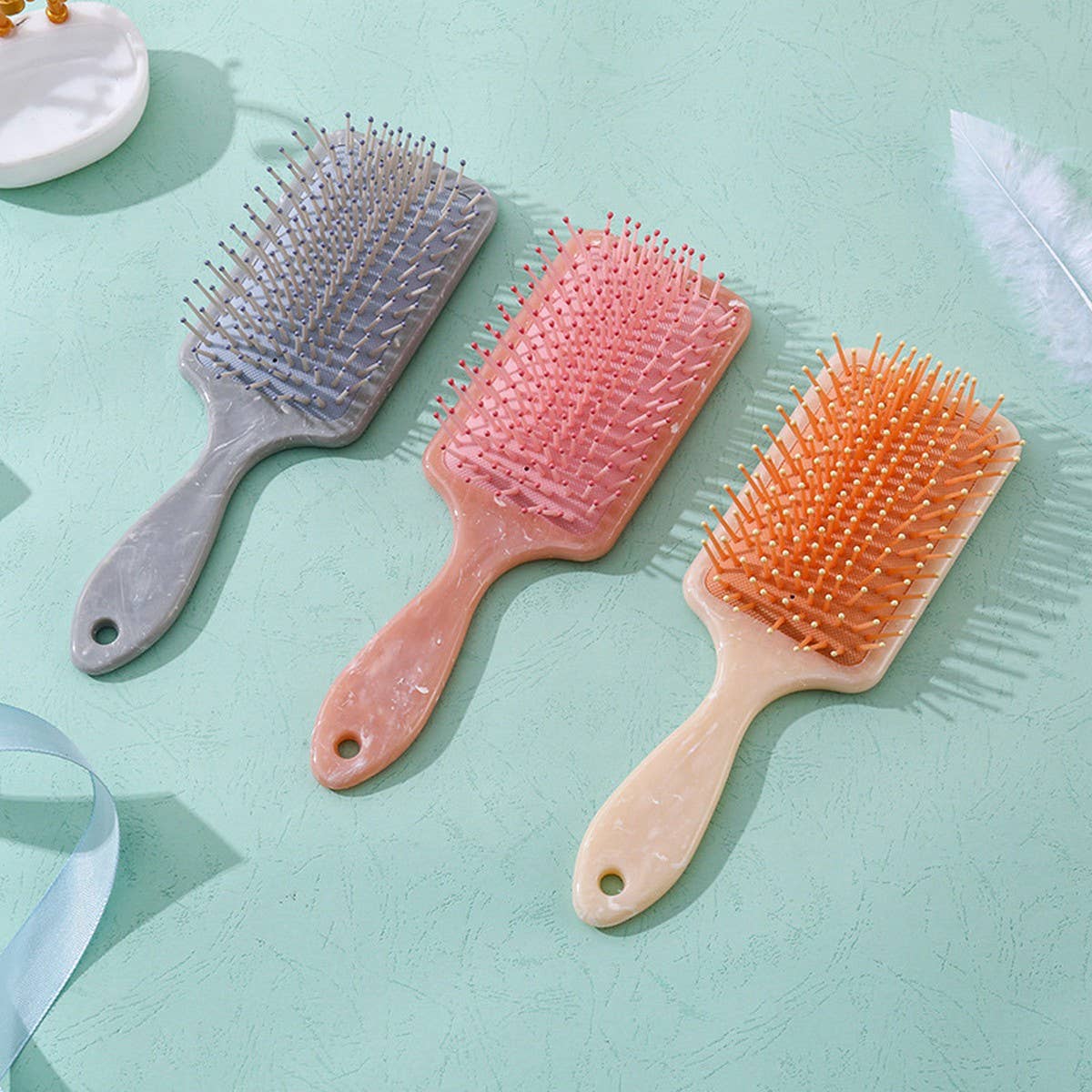AIR CUSHION SQUARE HANDLE HEAD MASSAGE COMB_CWAHA1867