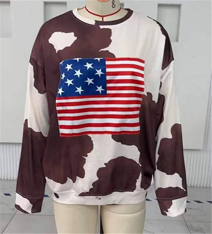 COMFORTABLE CREW-NECK FLAG PRINT HOODIE