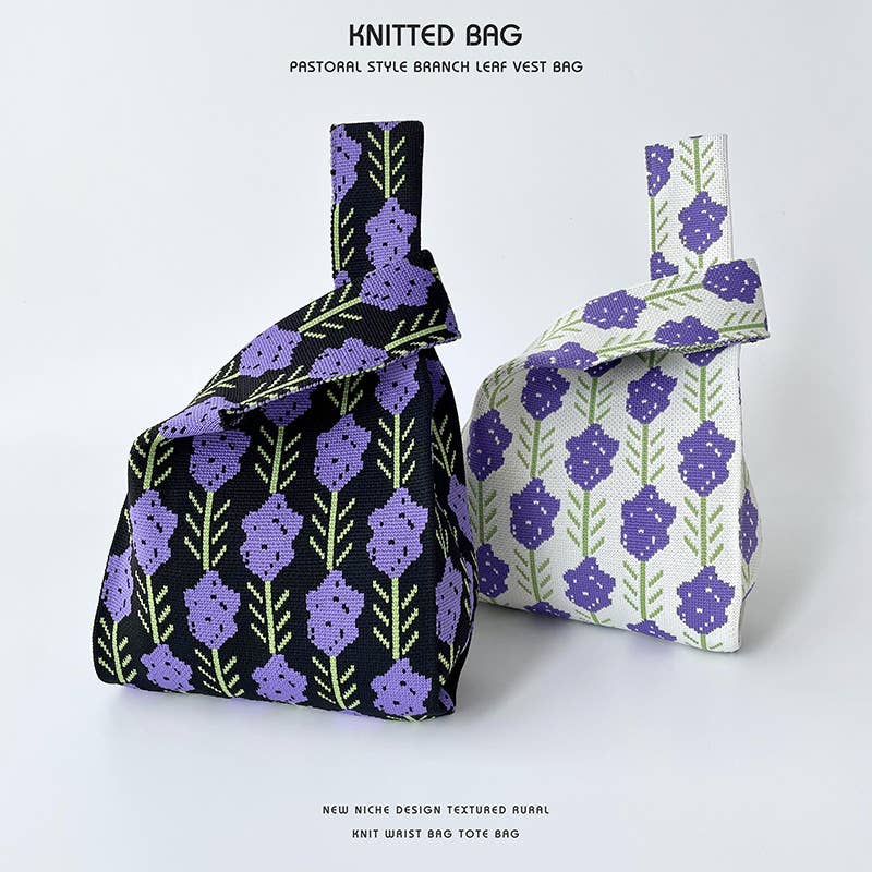 Heart-shaped color-blocked knitted handbag