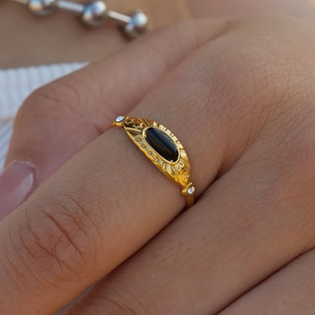 INLAID NATURAL STONE RINGS