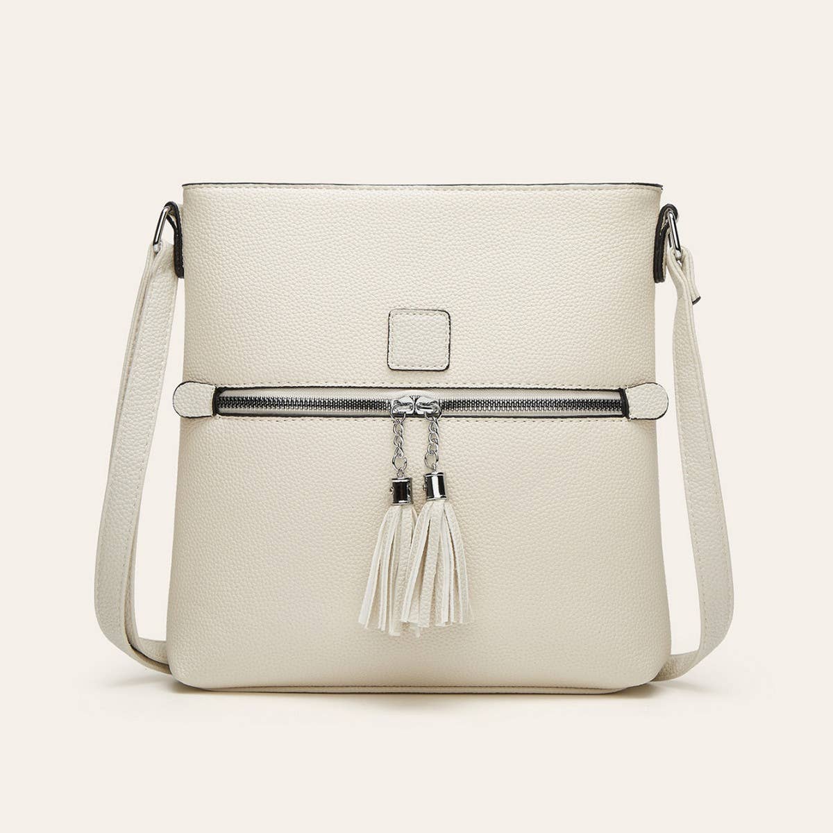 SIMPLE TASSEL LARGE CAPACITY SHOULDER BAG_CWAB2653