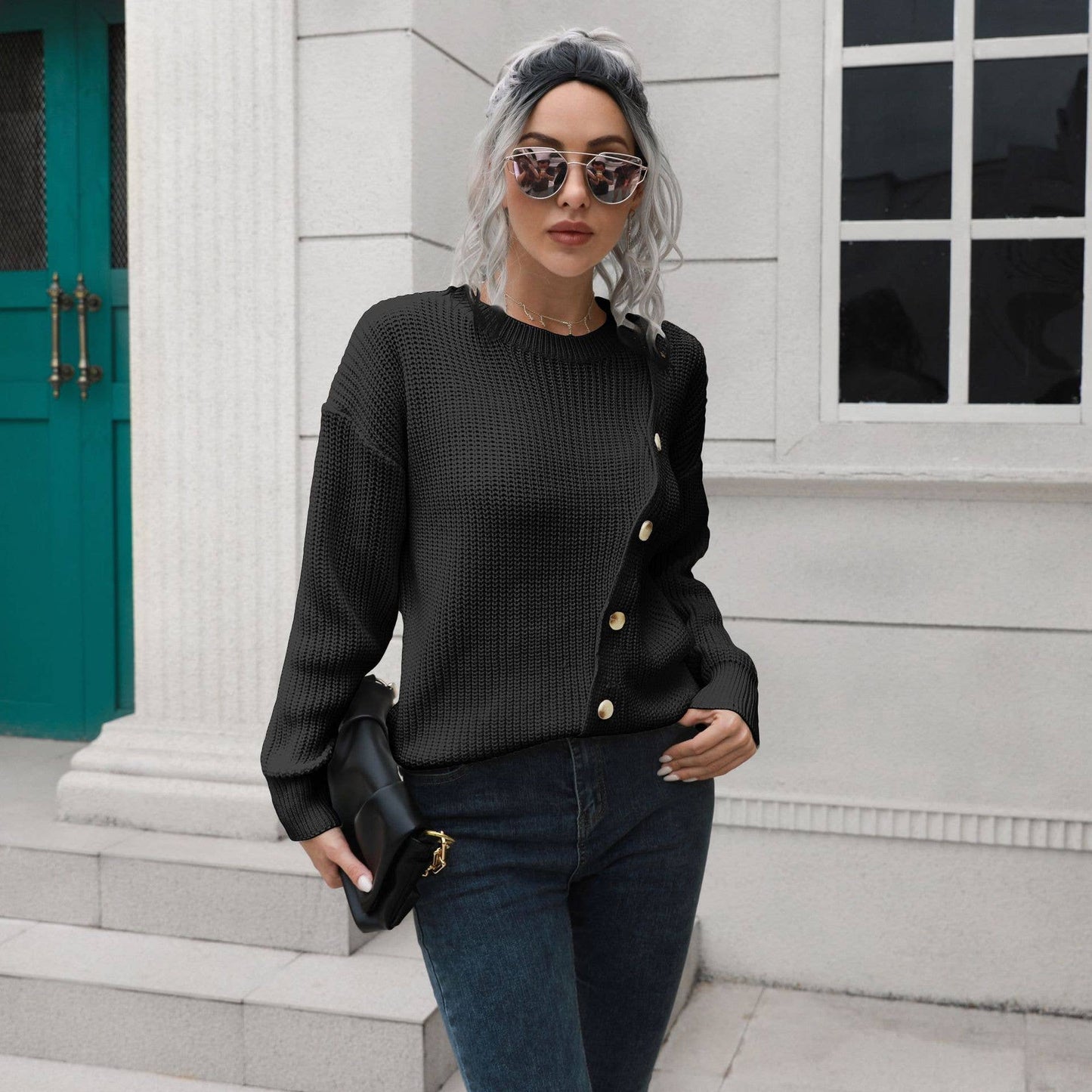 Design sense button long sleeve sweater