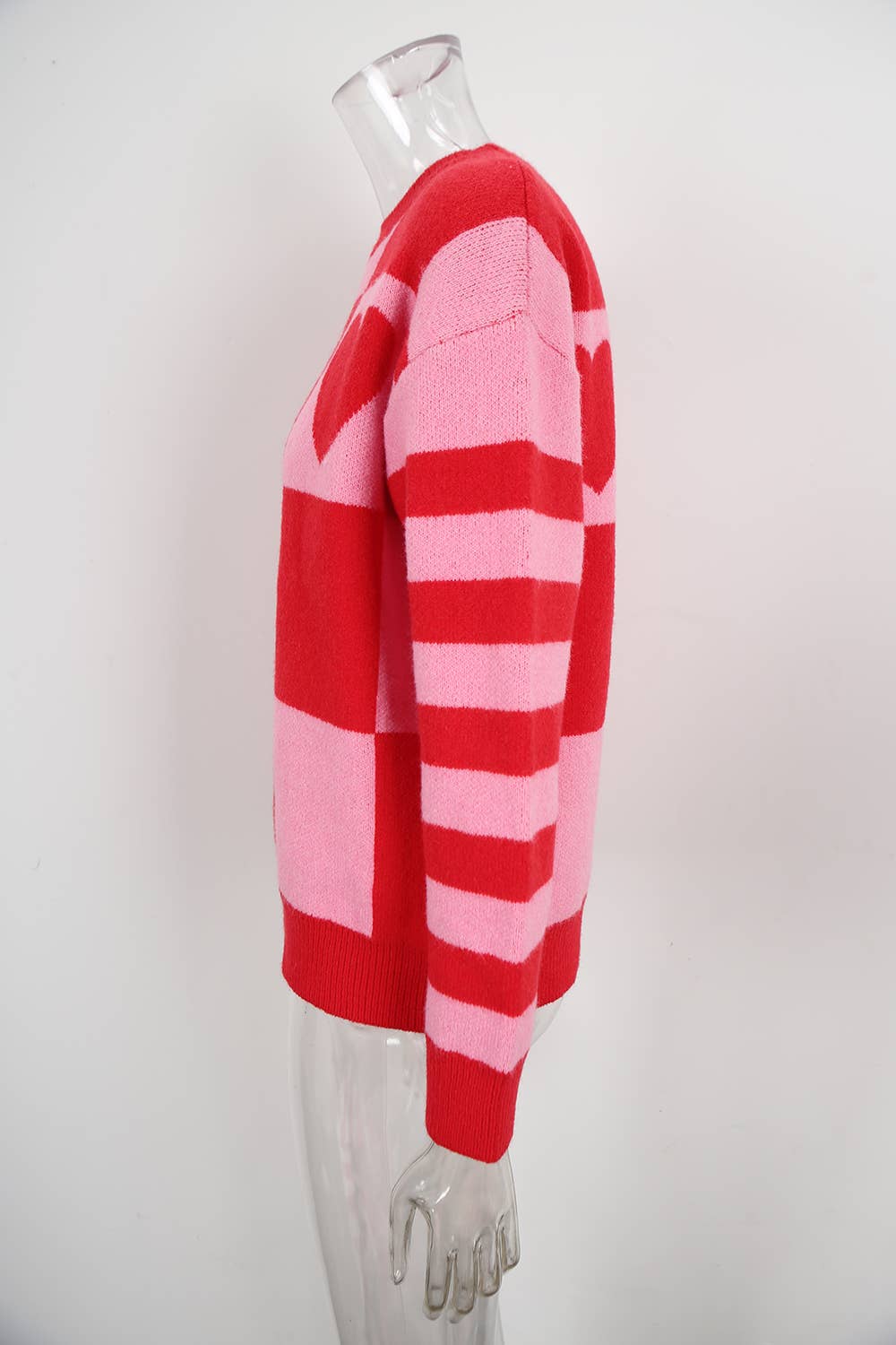 Color check pullover Valentine's Day sweater