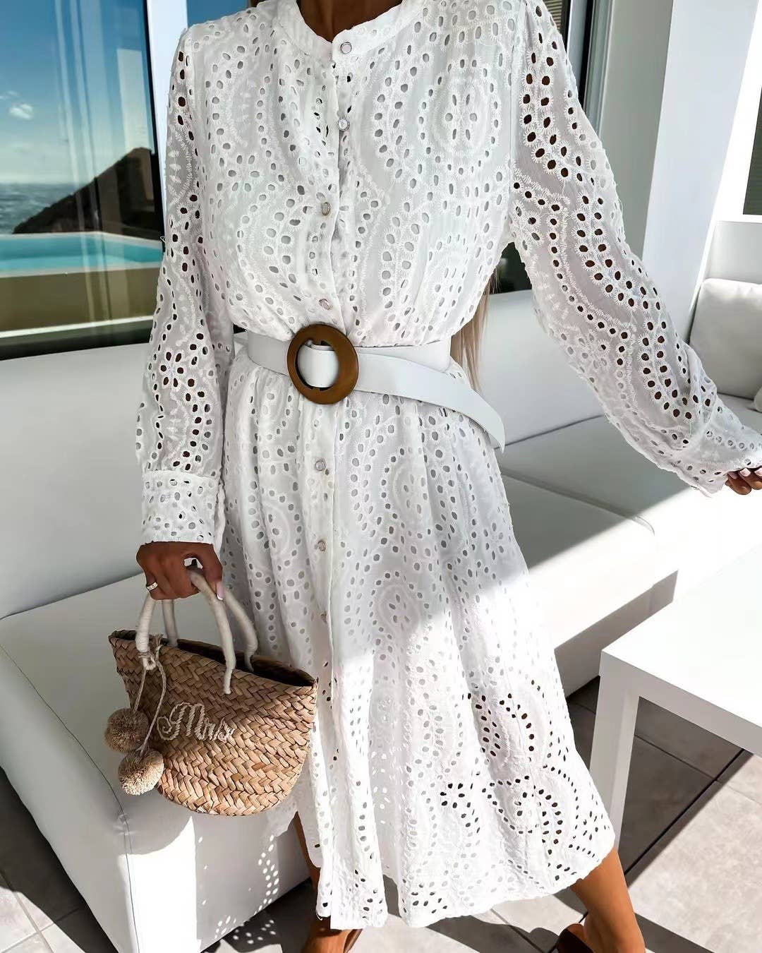 Casual lace round neck belted maxi dress