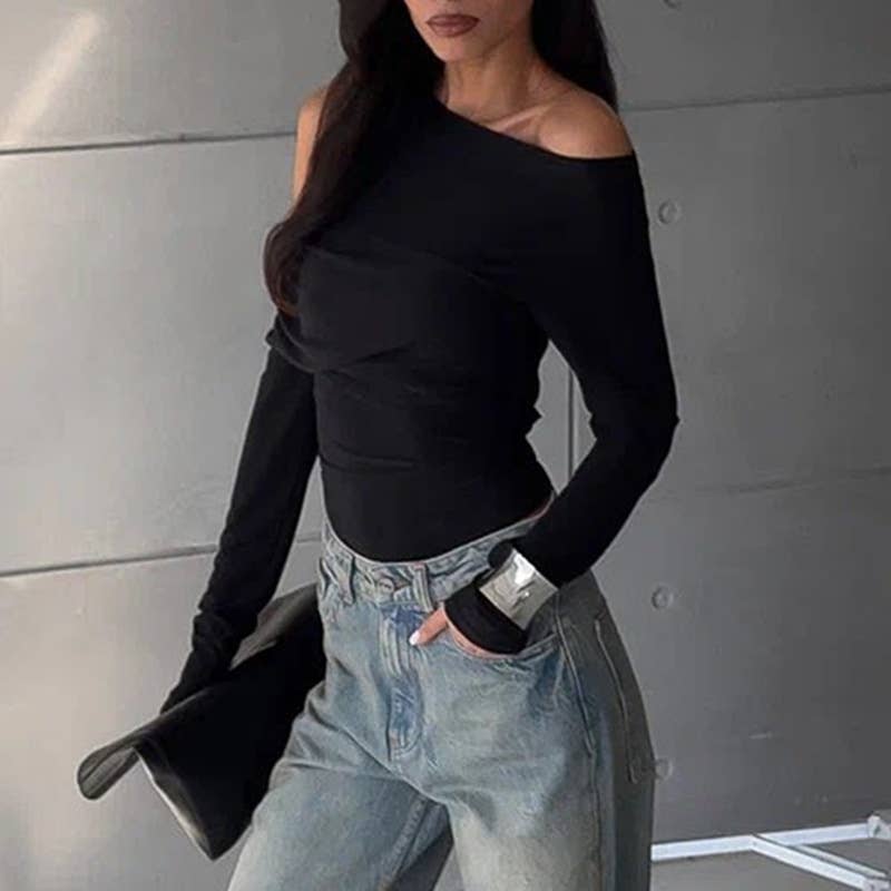 A solid-color fitted knitted top