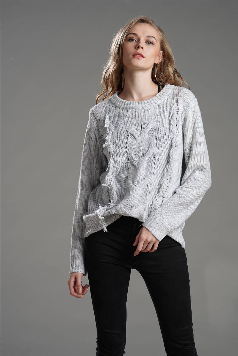 Crewneck long-sleeved pullover sweater with fringe