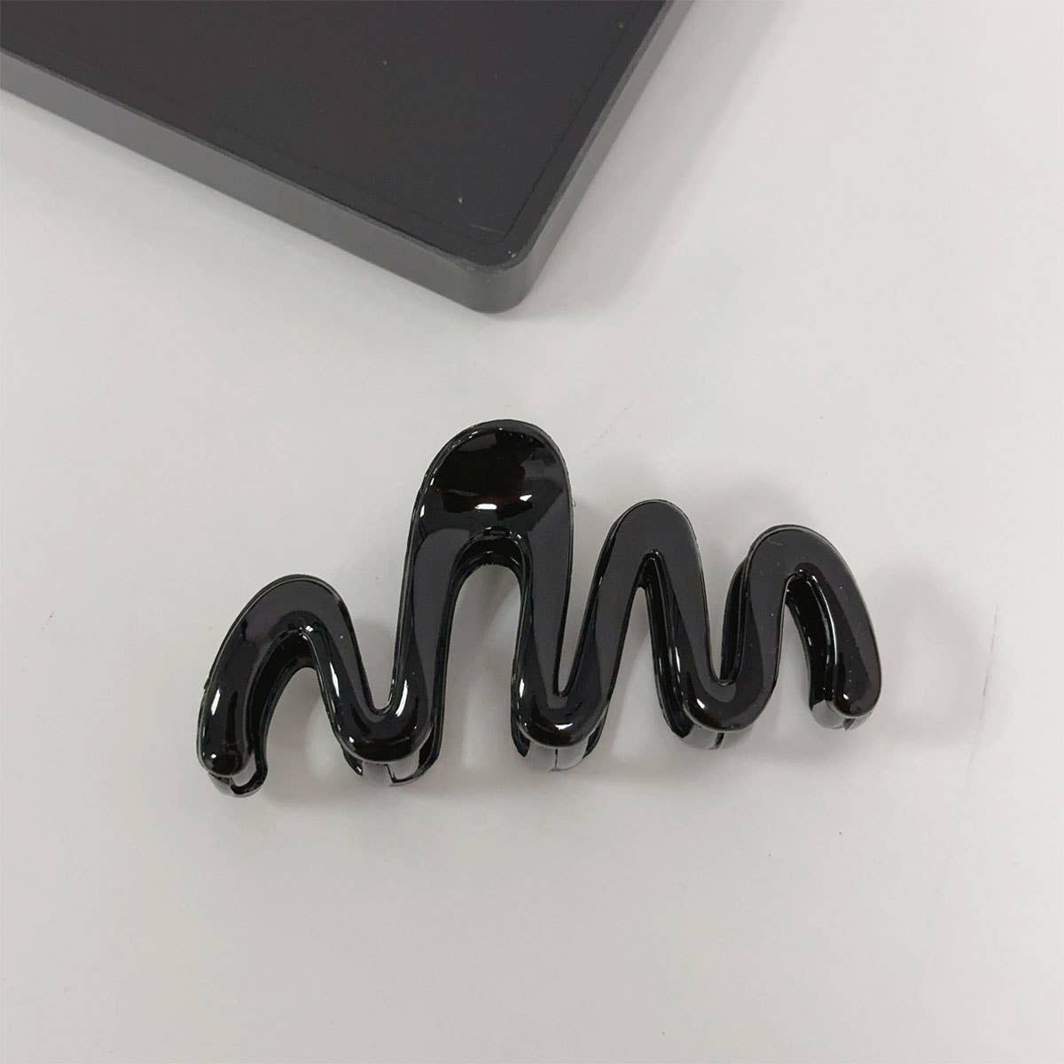 Wave Design Hair Claw, Large for Thick Hair_CWAHA0300