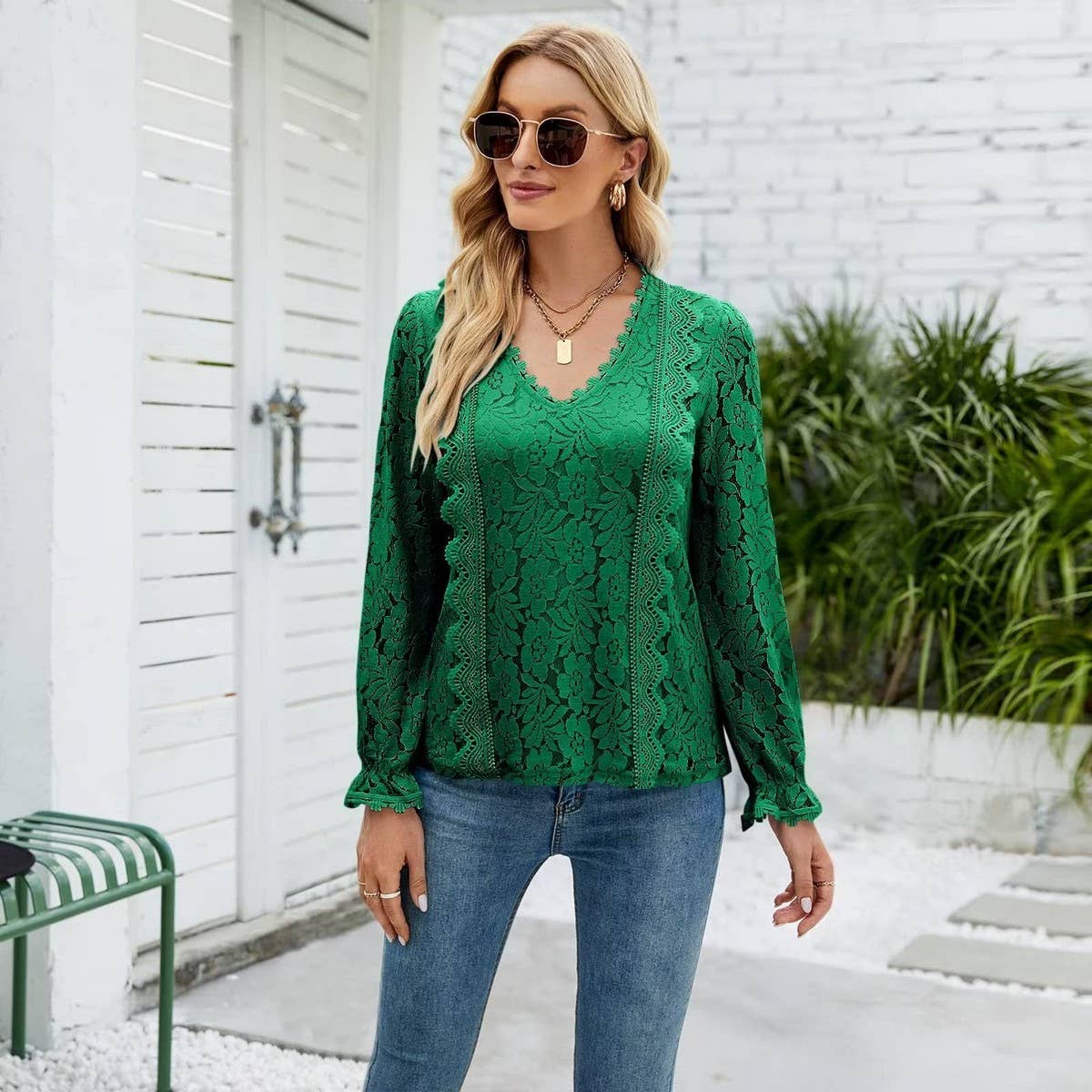 Cut-out lace sexy long sleeve lace top