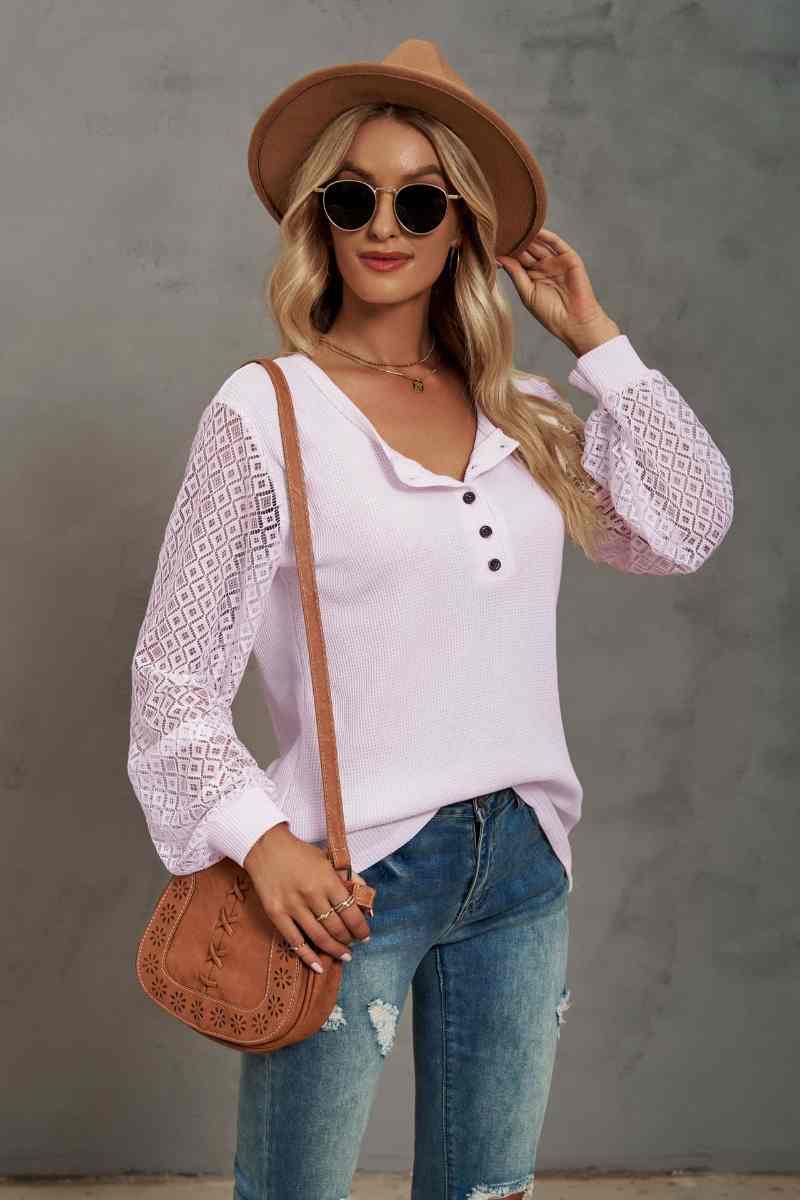 CWTBLL2846_V-NECK BUTTON-LACE PATCHWORK LONG-SLEEVED TOP