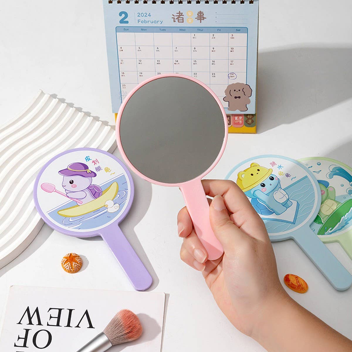 CWMM6947_CARTOON CUTE HANDHELD ROUND HANDLE MAKEUP MIRROR