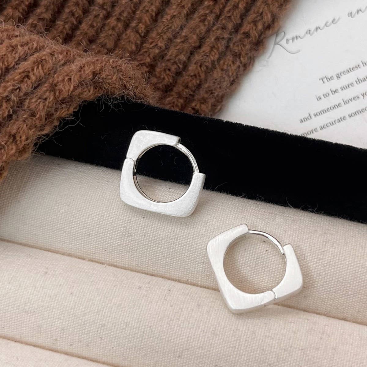 GEOMETRIC SQUARE FASHION RETRO EARRINGS FOR WOMEN