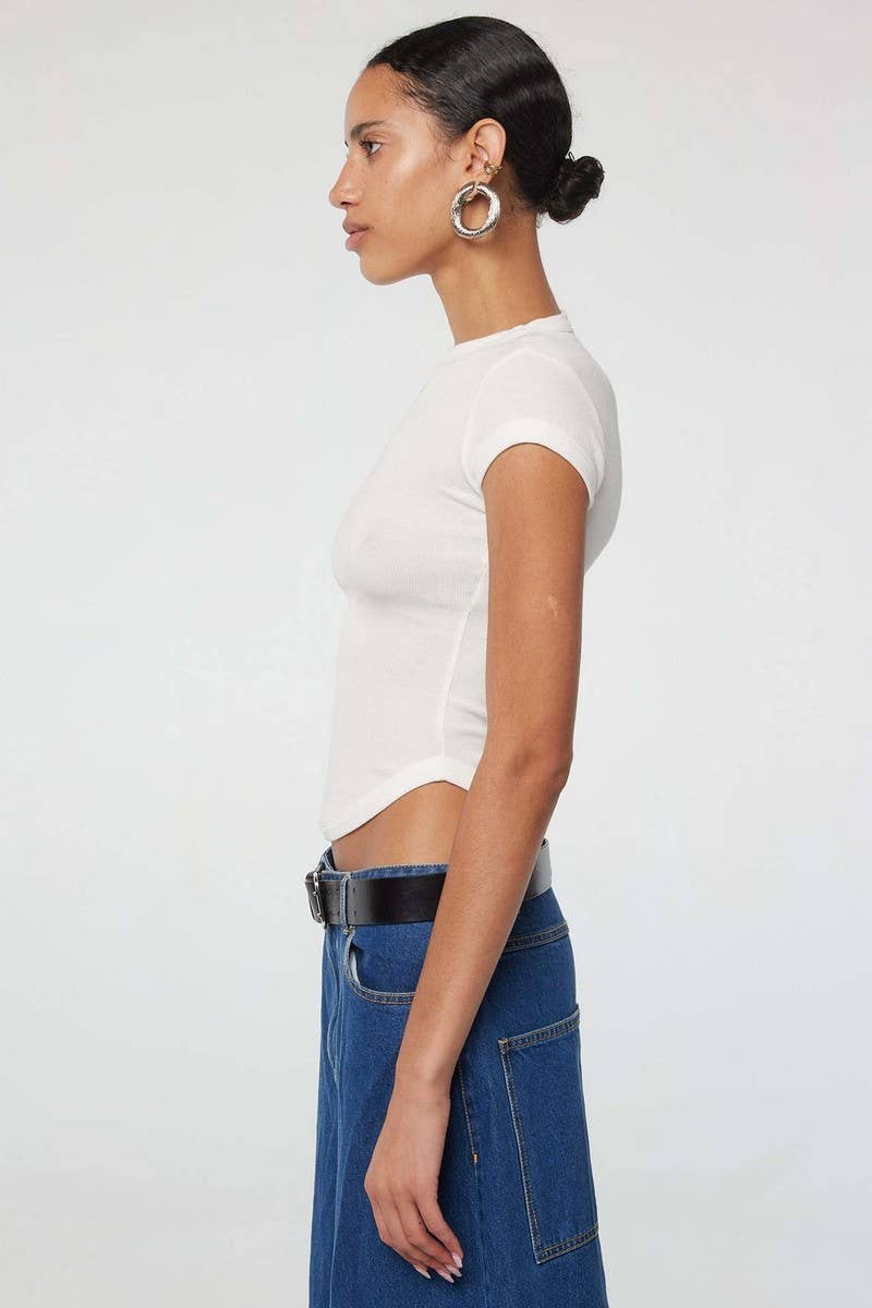 CWTBLS2208_BASIC CREW NECK SHORT SLEEVE SOLID T-SHIRT