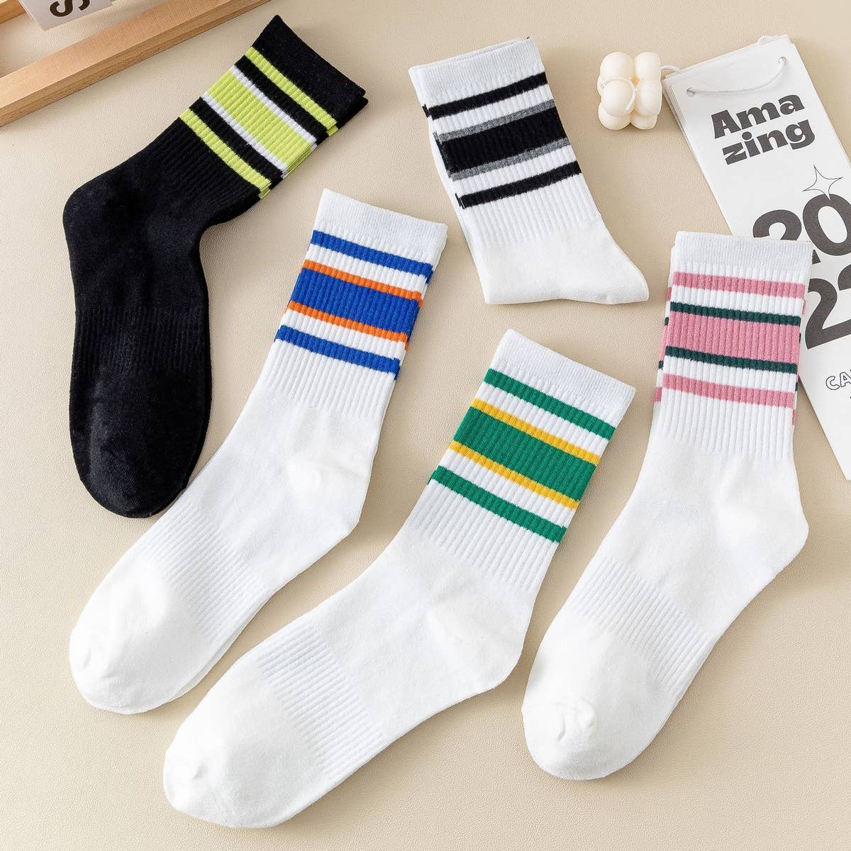 CWMS2513_AUTUMN AND WINTER RAINBOW STRIPED SOCKS