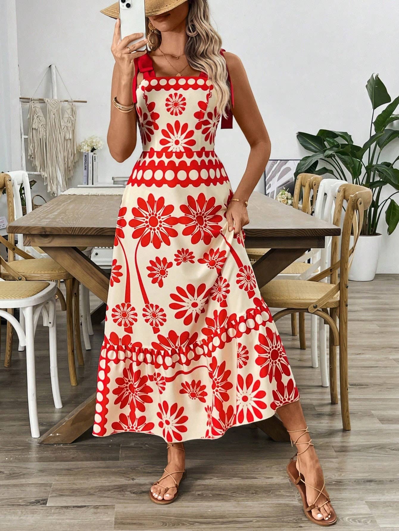 BOHO CHIC LOCKED-DOWN FLORAL STRAP DRESS