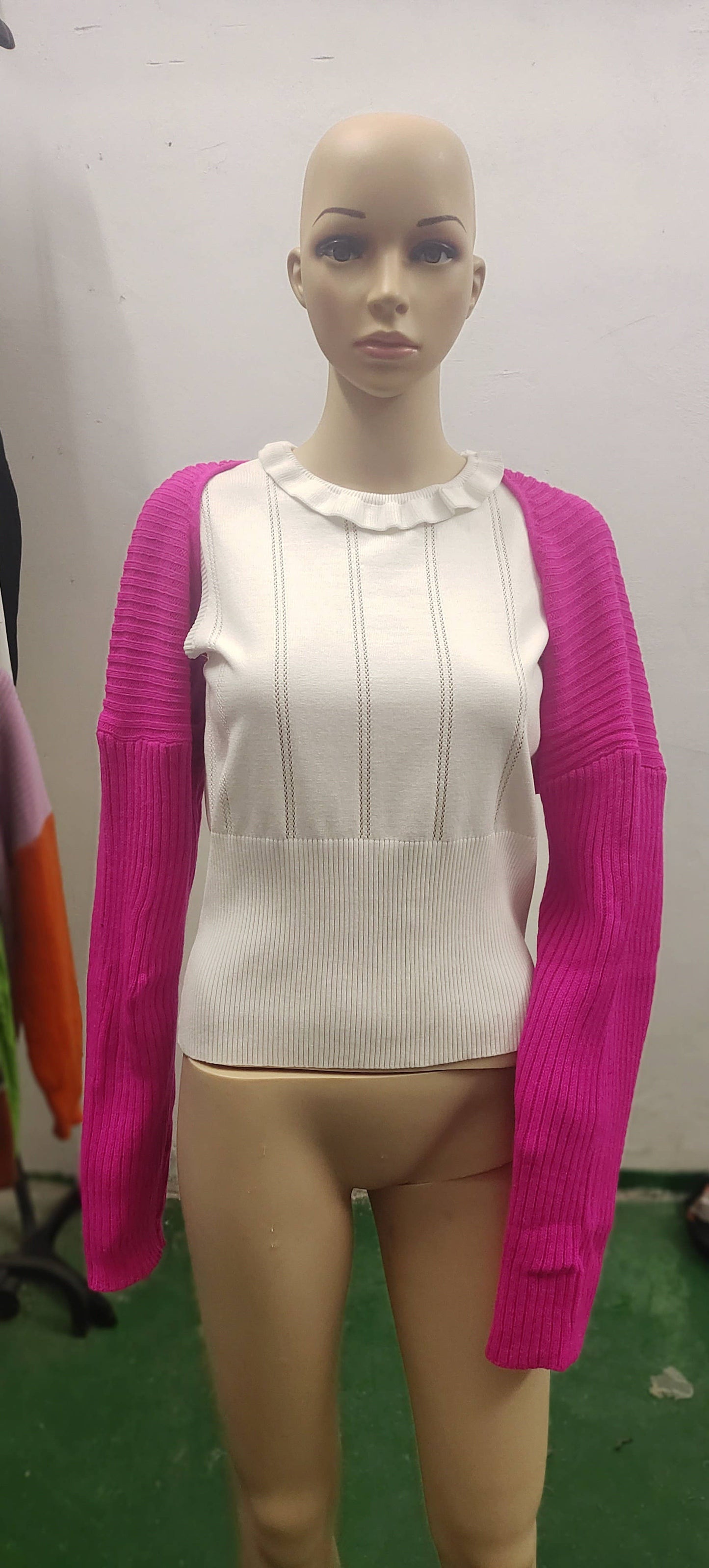 CWOSWL0621 Cable Crop Sexy Casual Open Front Sweater