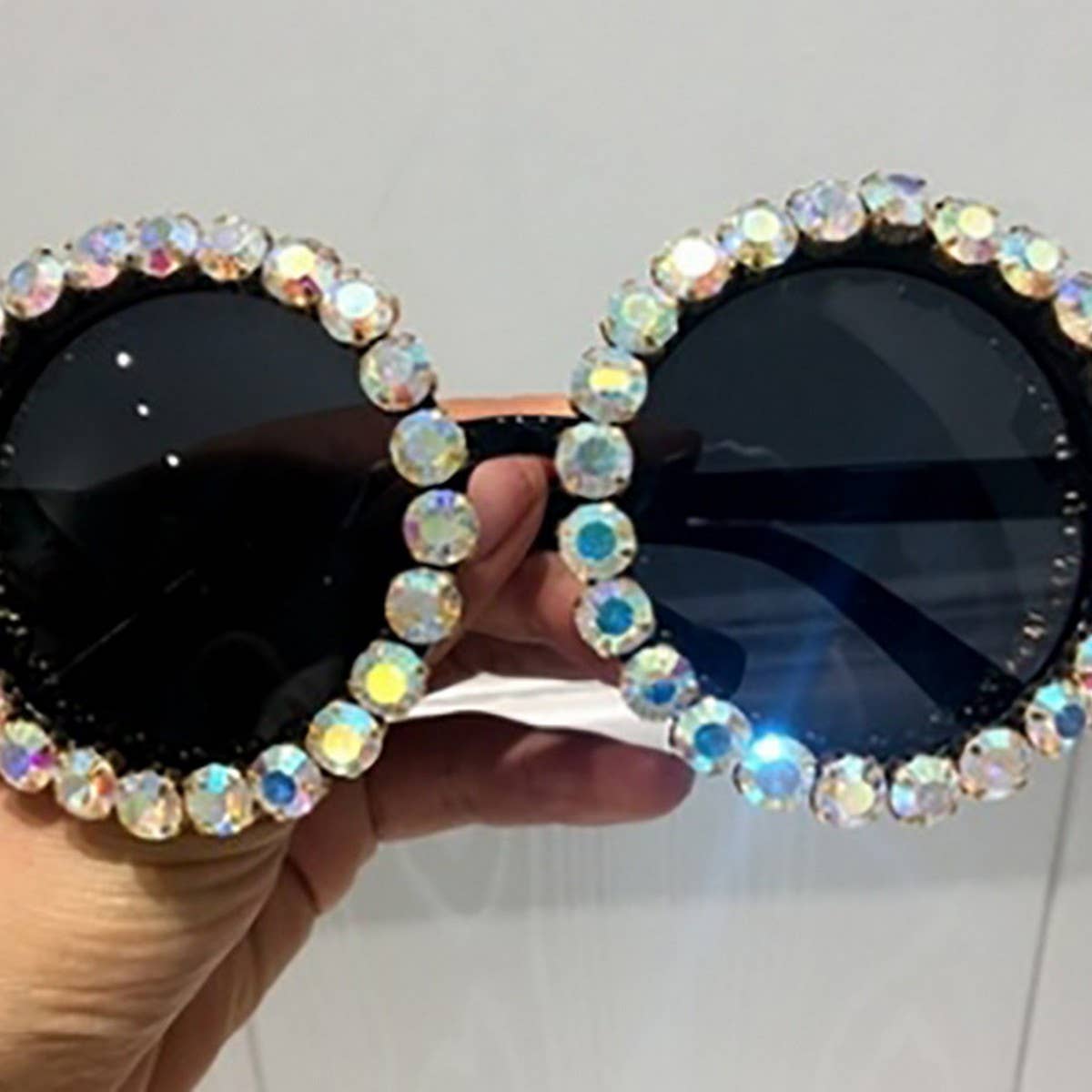 DIAMOND EXAGGERATED ROUND FRAME SUNGLASSES