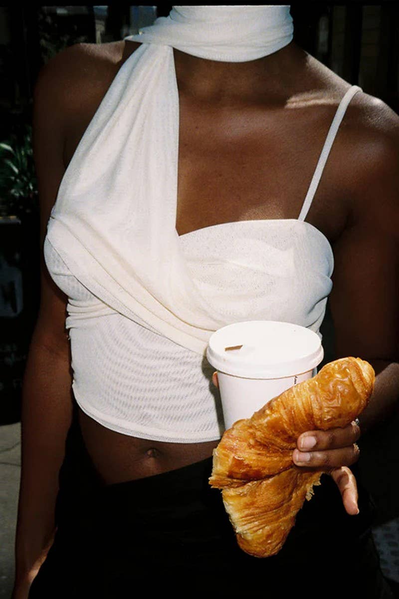 CWTTK0865_SUMMER STRAPLESS CROP ONE-SHOULDER TIE TOP