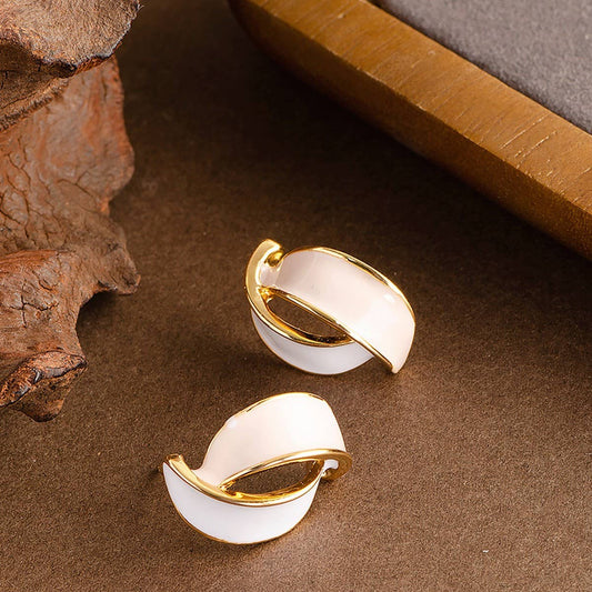 ENAMEL SILVER NEEDLE C-SHAPED EARRINGS
