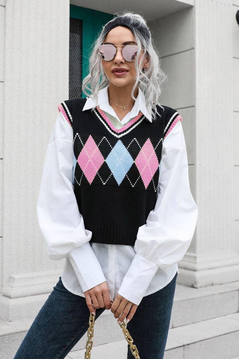 CWOV0491_V-NECK DIAMOND CHECK KNITTED SWEATER VEST