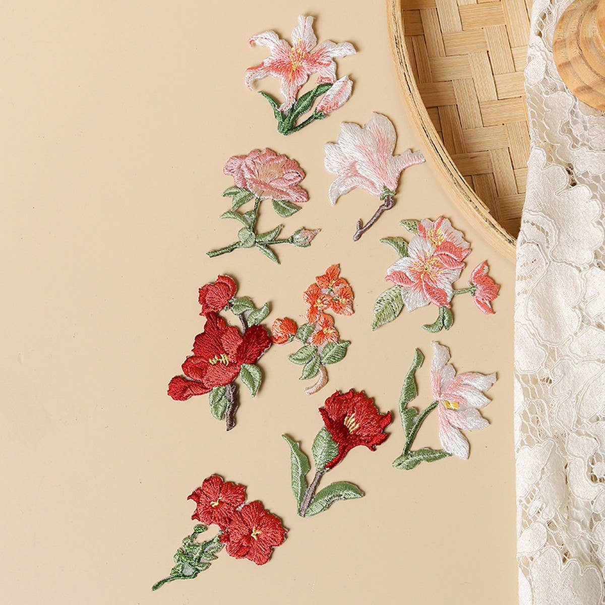 3D Flower Embroidered Patch for Fabric Repair_CWMM5922