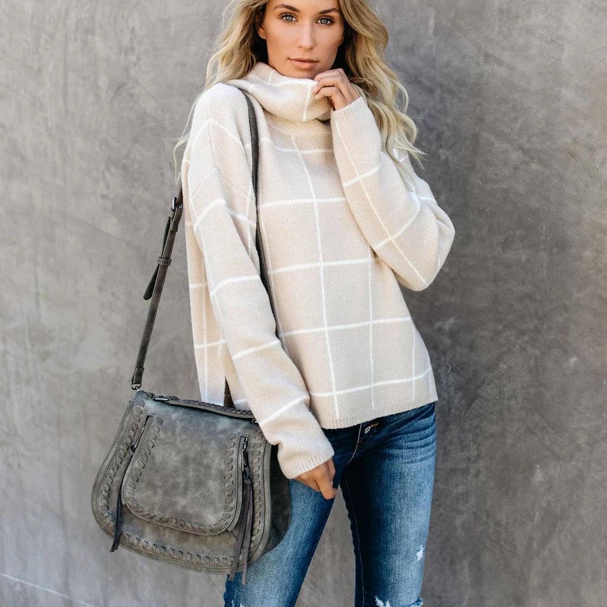 Check knit turtleneck sweater