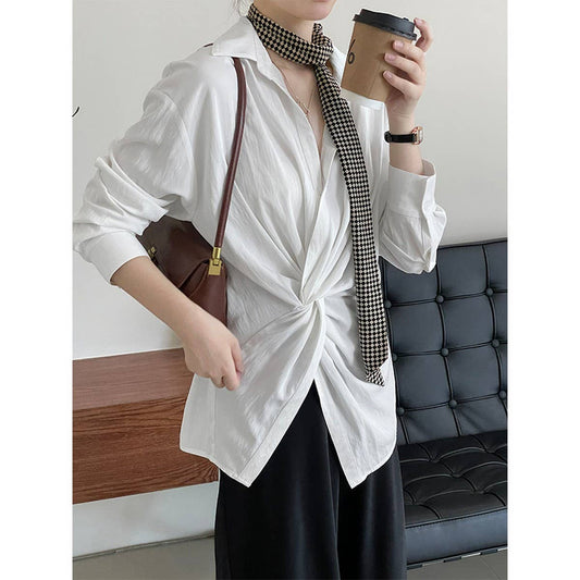 Design twist at the waist adjustable French shirt