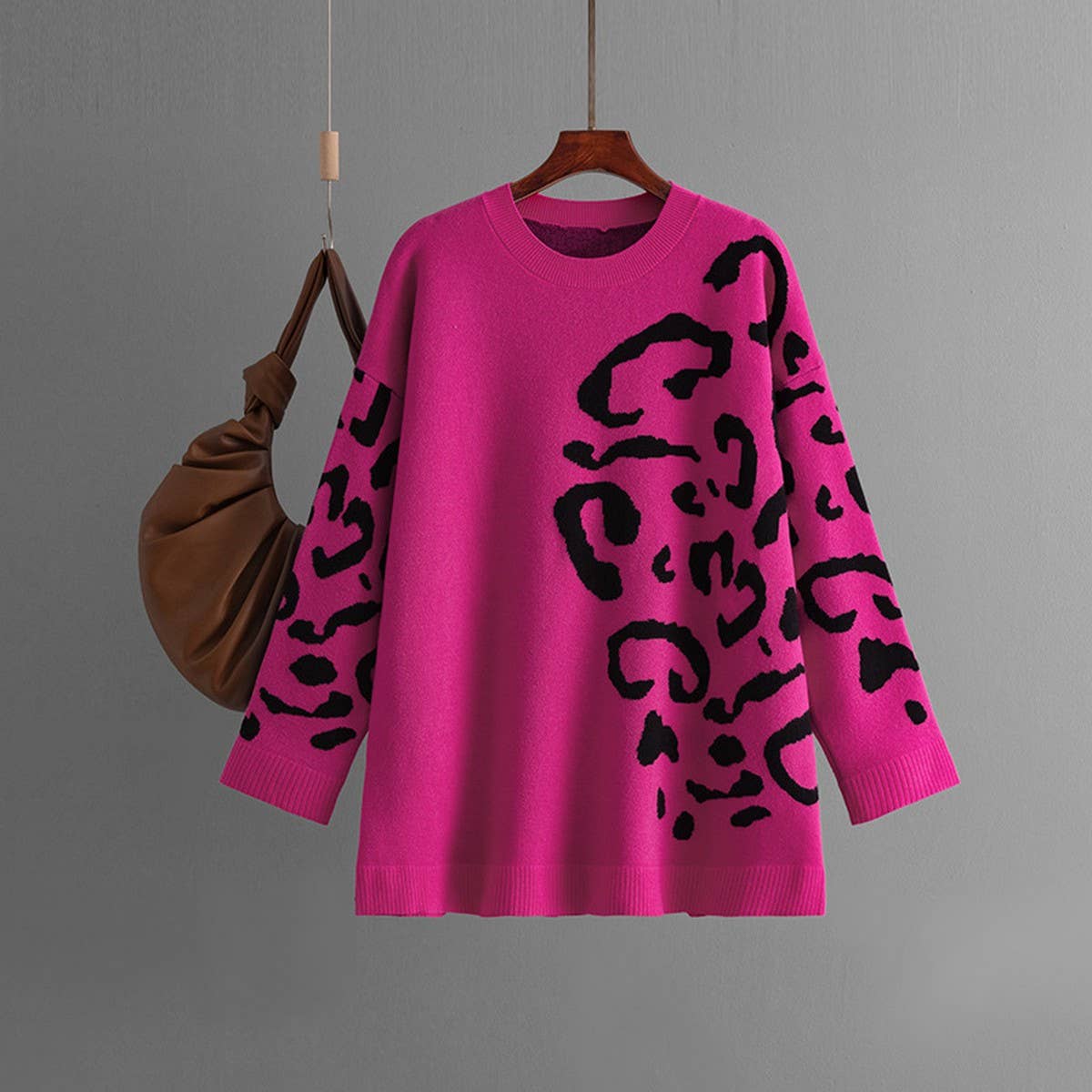 Crew-neck pullover leopard print long-sleeved base