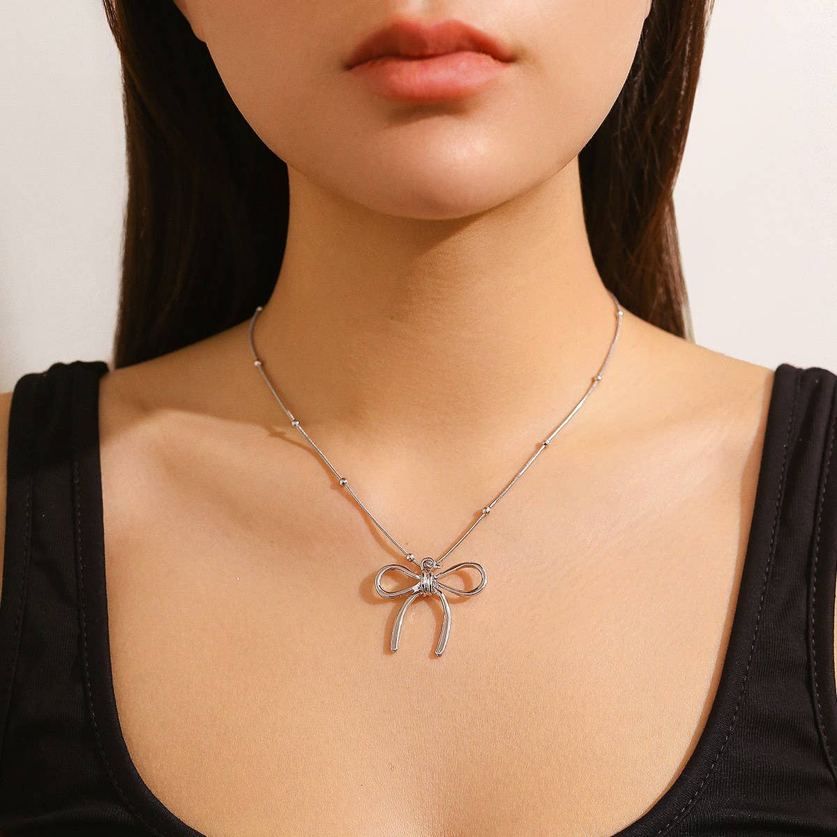 HOT SELLING BLACK BOW BEADED NECKLACE