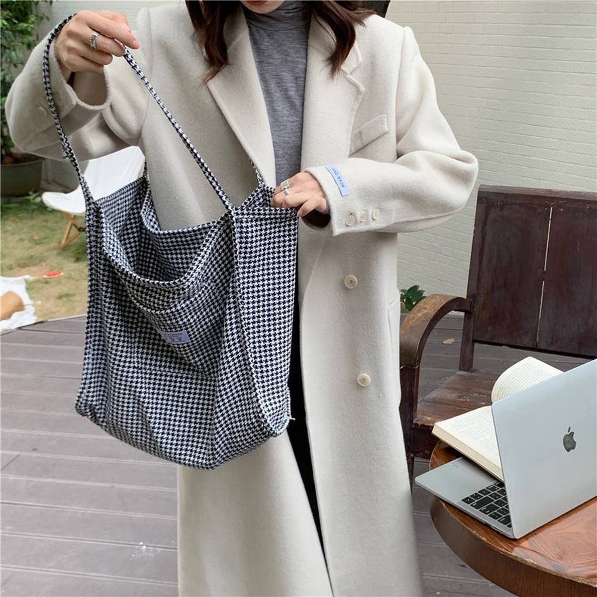 CWAB3906_HOUNDSTOOTH CANVAS SHOULDER TOTE BAG