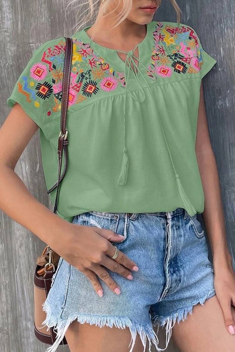 CWTSTS0662_SUMMER EMBROIDERED TASSEL TIE NECK SHIRT