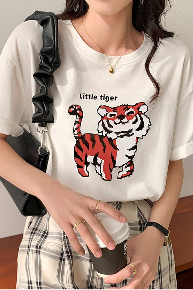 CWTTS0989_LITTLE TIGER PRINT CASUAL T-SHIRT
