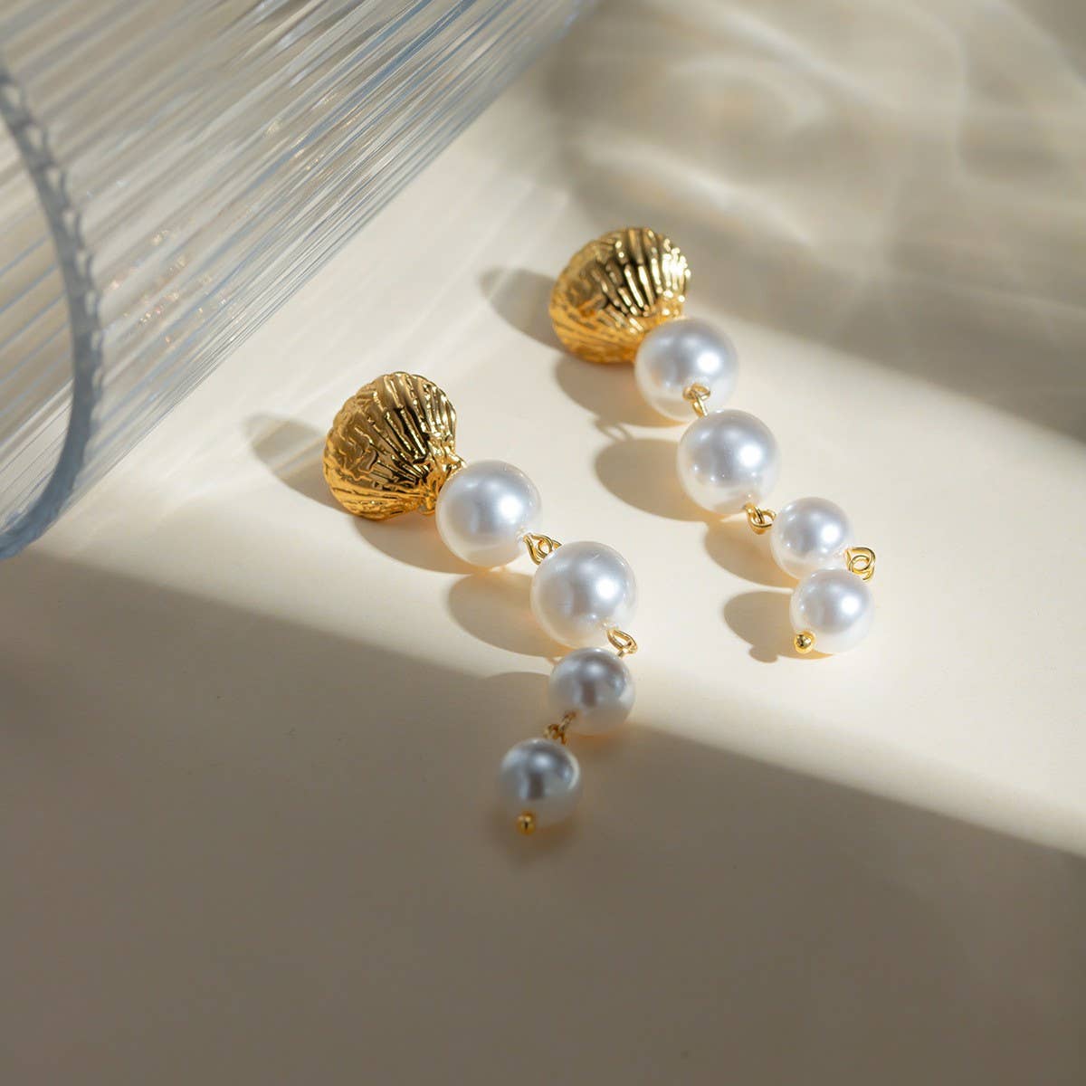 PERSONALIZED 18K GOLD SHELL PEARL TASSEL EARRINGS_CWASC1667