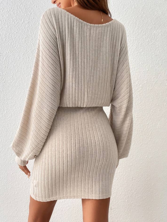 BELT EMBELLISHED BAT PIT STRIP WOOL KNIT DRESS