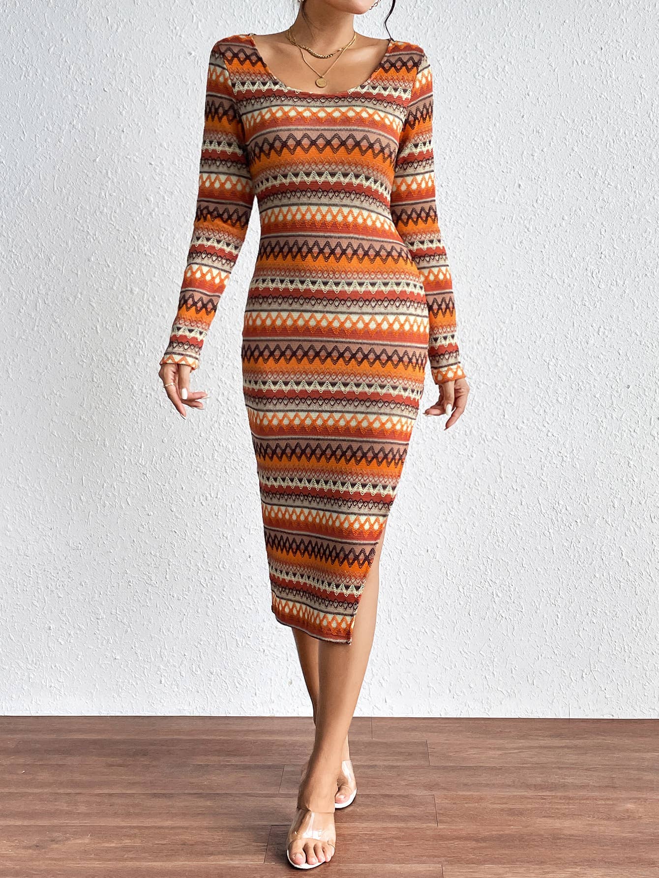 Elegant long,colorful striped long-sleeved dress