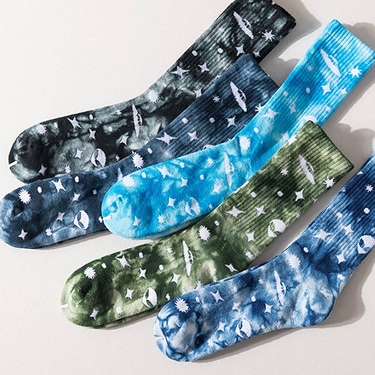 UNIVERSE PRINTED TIE DYED FASHION CREW SOCKS