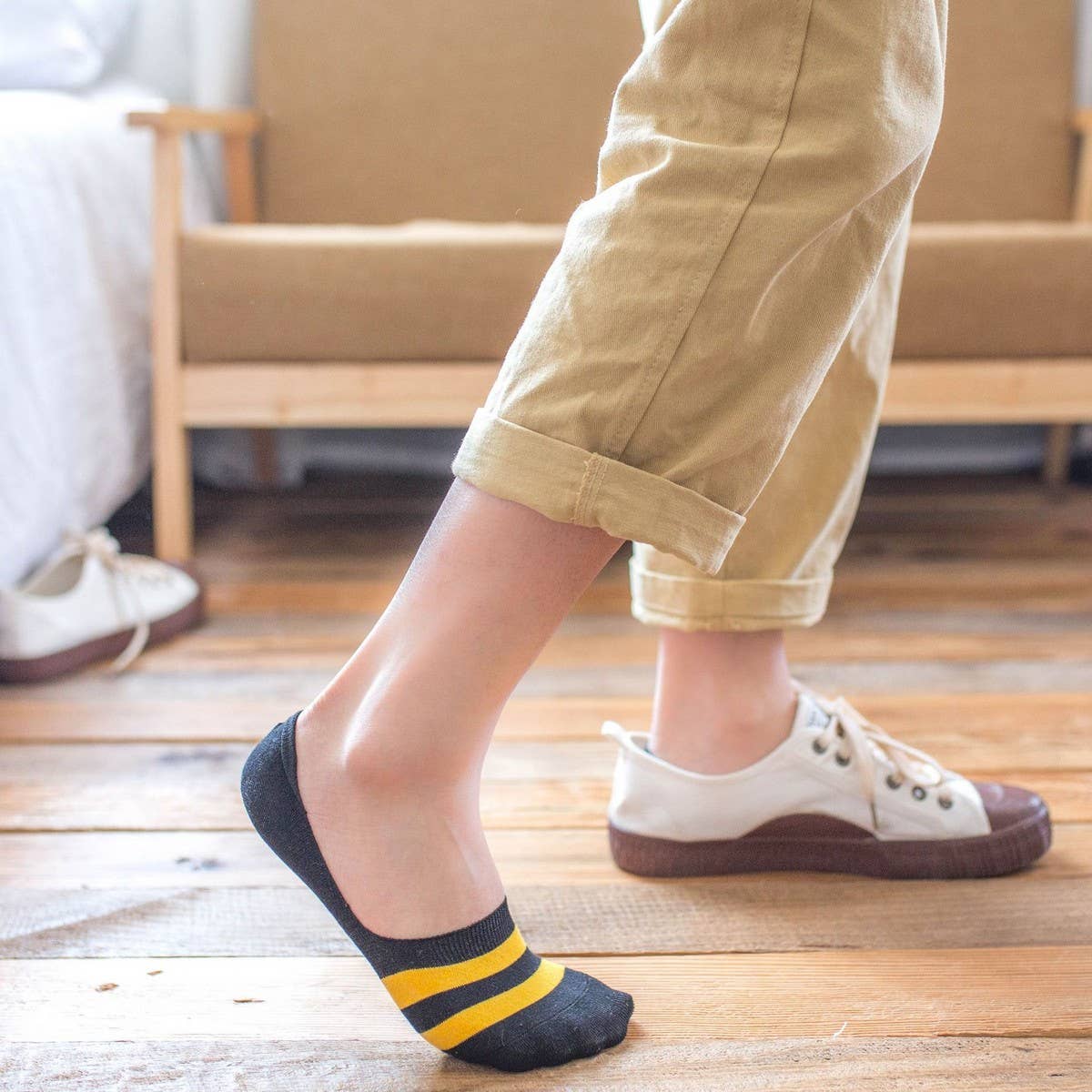 MEN'S SHALLOW COTTON BREATHABLE INVISIBLE SOCKS