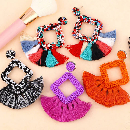 GEOMETRIC DIAMOND SHAPED RICE BEAD TASSEL EARRINGS