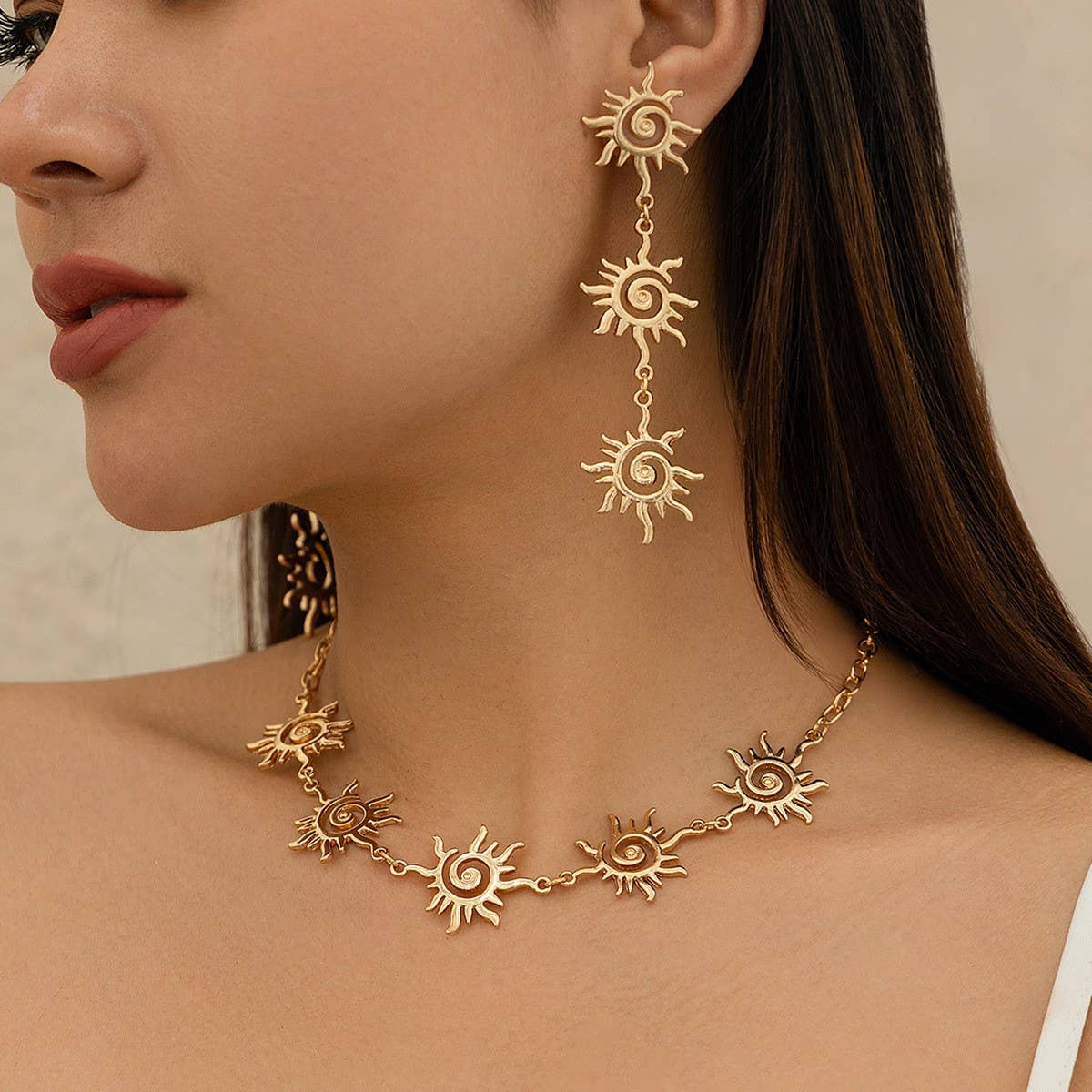 SIMPLE THREAD TOTEM SINGLE LAYER NECKLACE_CWAJE1810