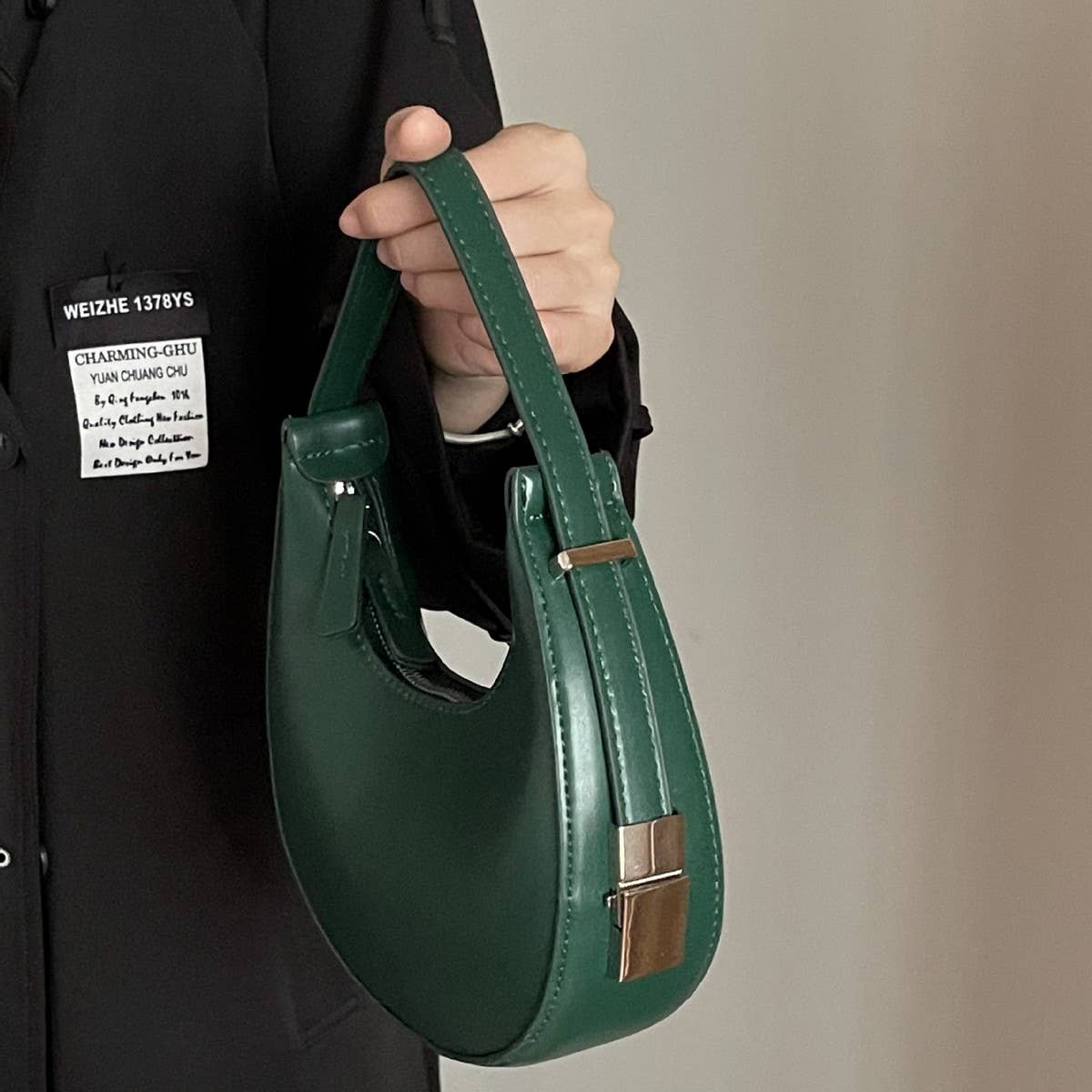 CWAB4834_NEW VERSATILE CRESCENT-SHAPED UNDERARM BAG