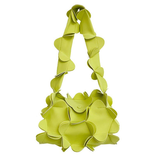 Three-dimensional petal single-shoulder bag