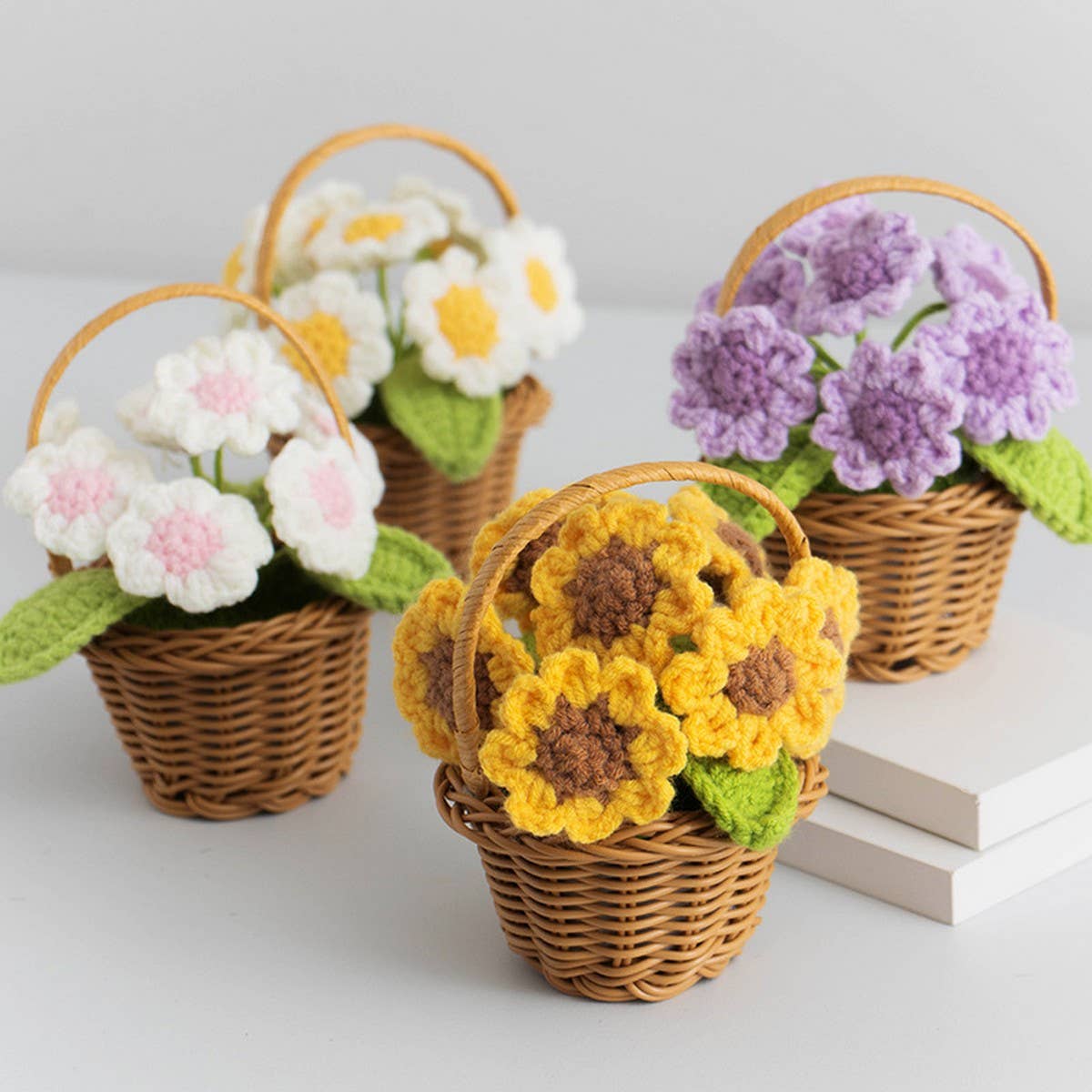 CWMM9275_CROCHETED SUNFLOWER MINI FLOWER BASKET ORNAMENTS