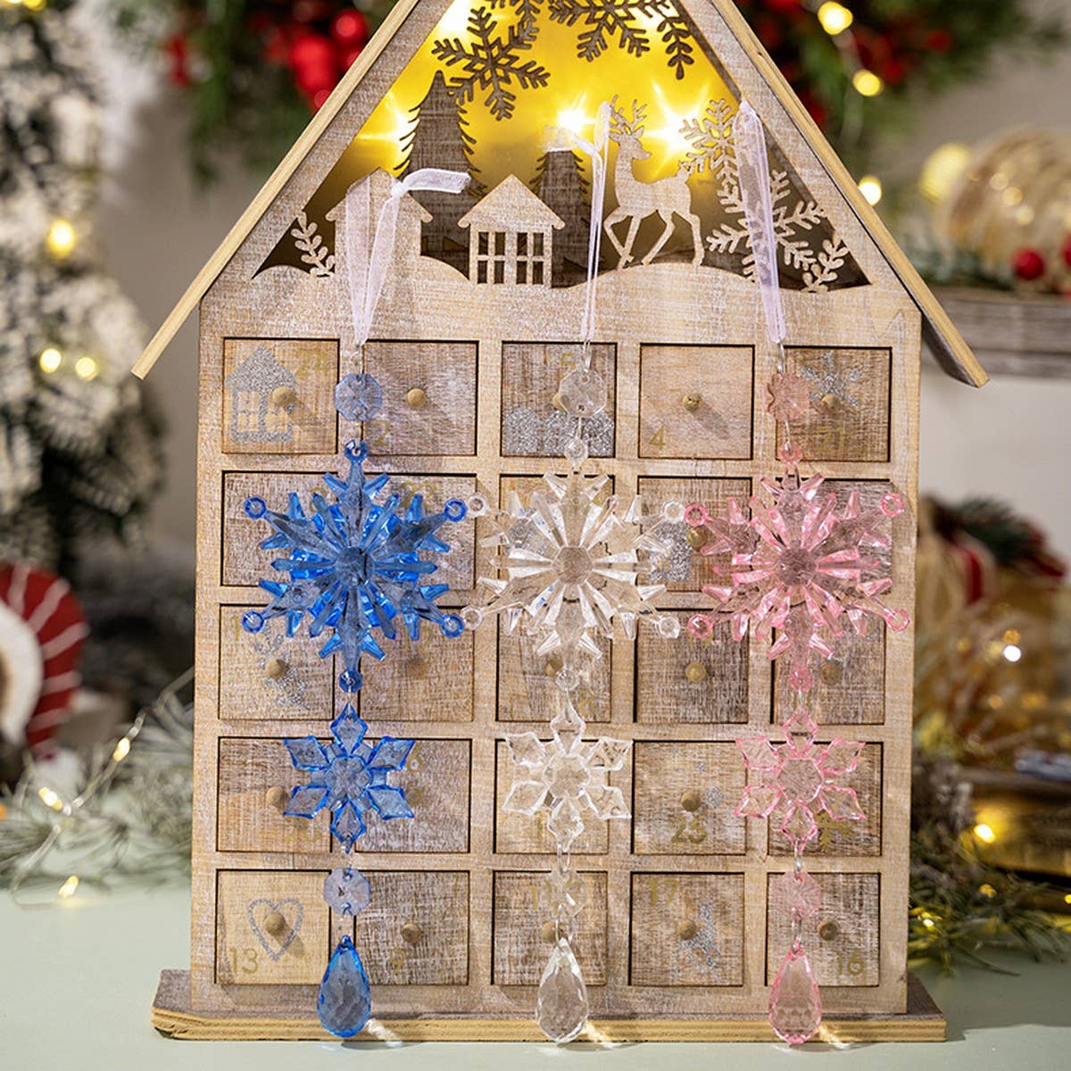 CWMM10181_CLEAR SNOWFLAKE AND COLORFUL ICICLE ORNAMENTS