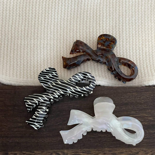 RETRO BOW NICHE DESIGN HAIRPIN_CWAHA2367